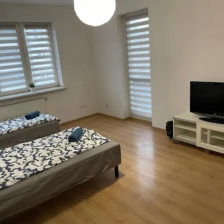 אכסניה Ken ורשה